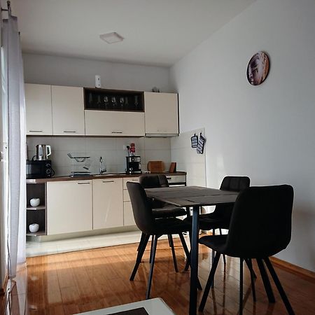 West Star Apartment تروغير المظهر الخارجي الصورة