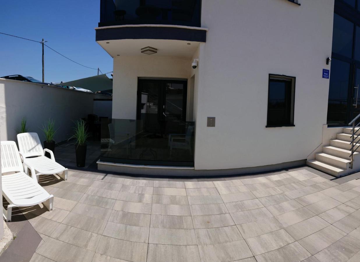 West Star Apartment تروغير المظهر الخارجي الصورة