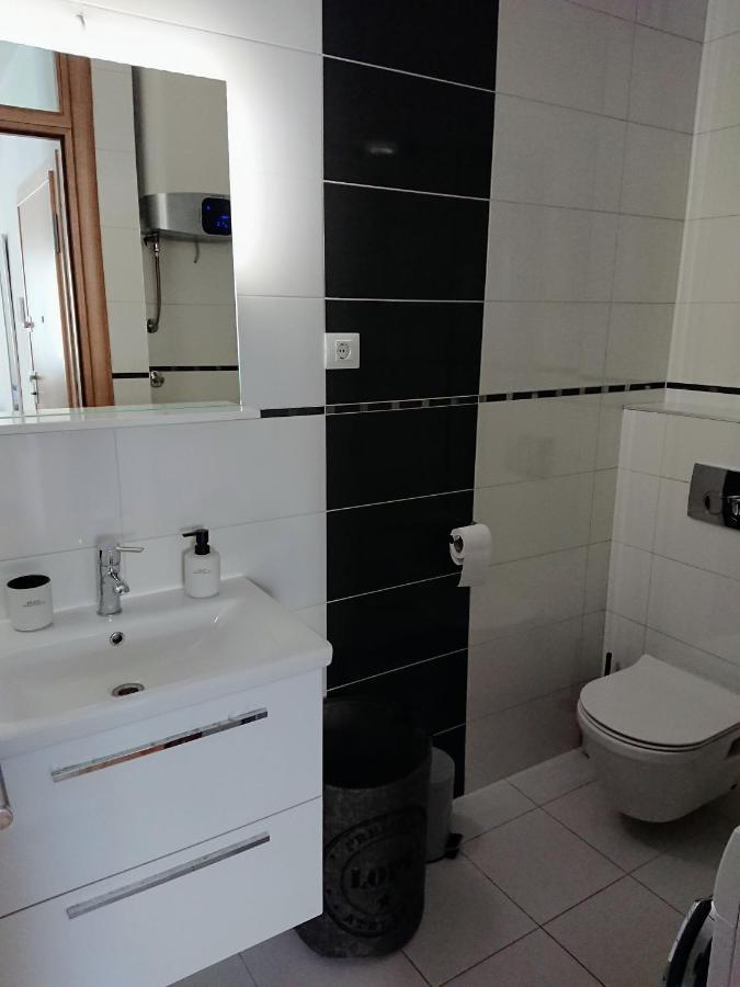 West Star Apartment تروغير المظهر الخارجي الصورة