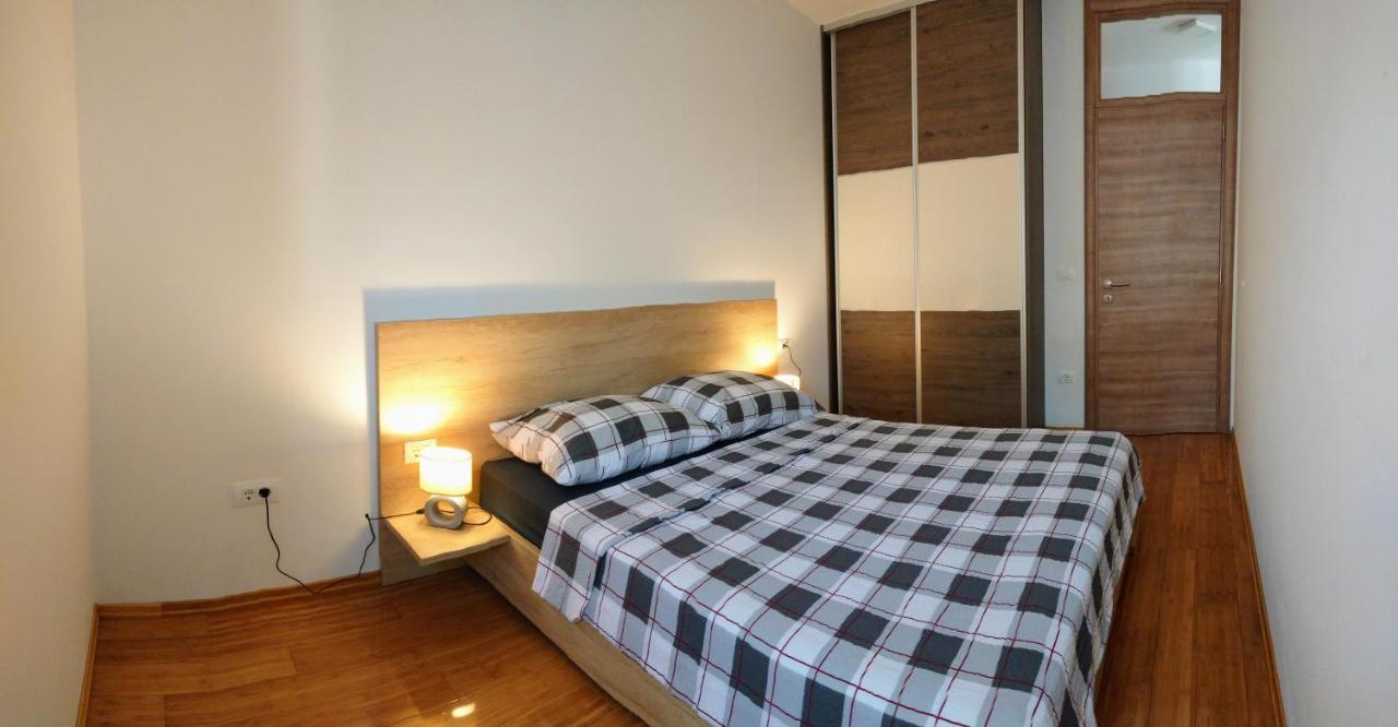 West Star Apartment تروغير المظهر الخارجي الصورة